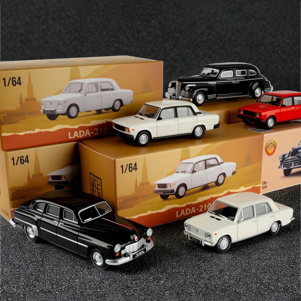 Mini Scale 1:64 LADA 2105 2101 GAZ-12 ZIM Car Model Toy Alloy Diecast Vintage Classic Sedan Models Toys Boys Collect Ornaments